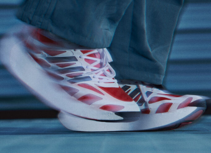Кросівки adidas Adizero Aruku в Україні