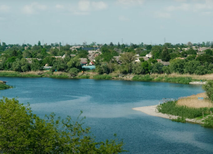 Кадр з відео каналу «Хащі» про Нікополь