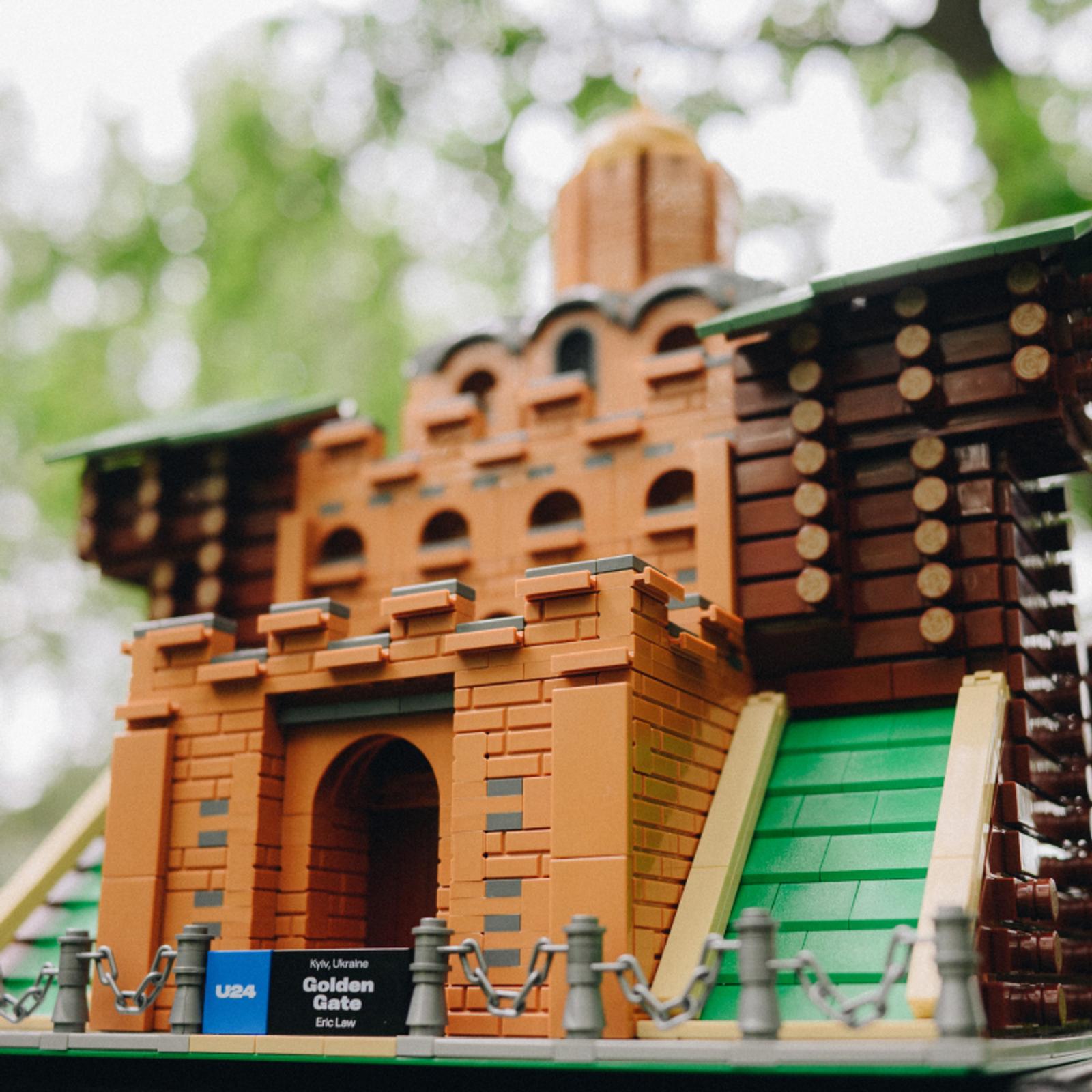 Золоті Ворота, відтворені у LEGO
