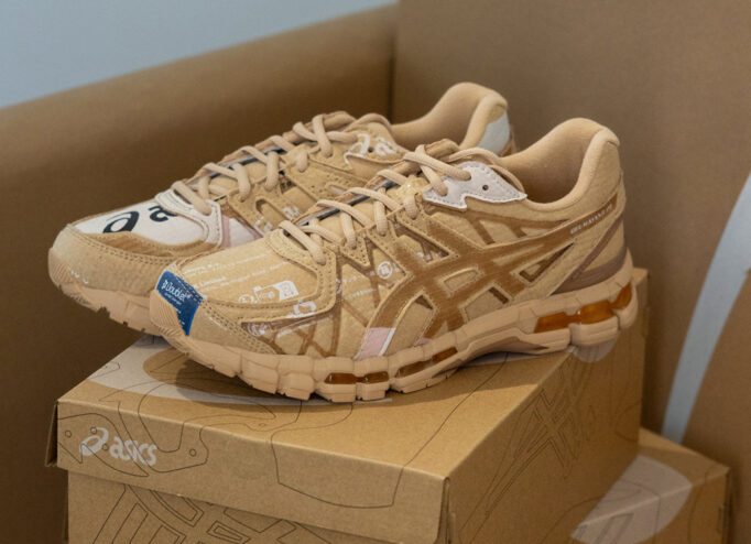 «Картонні» кросівки ASICS та Doublet