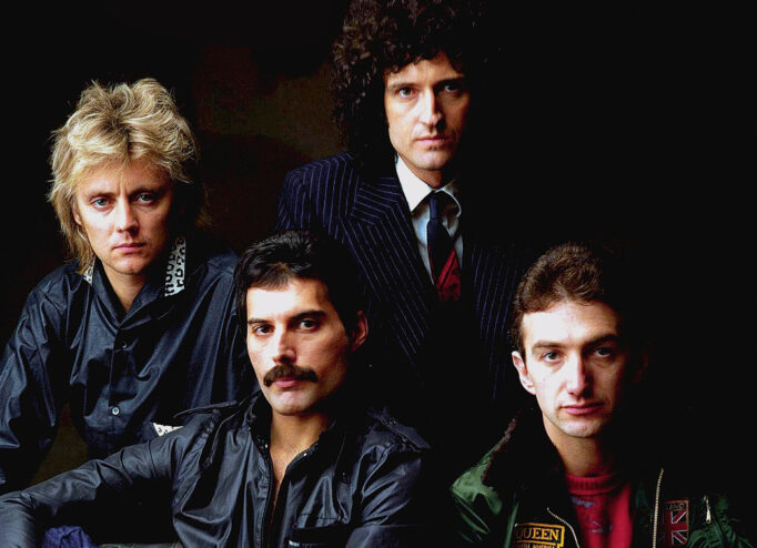 Queen на обкладинці альбому Greatest Hits