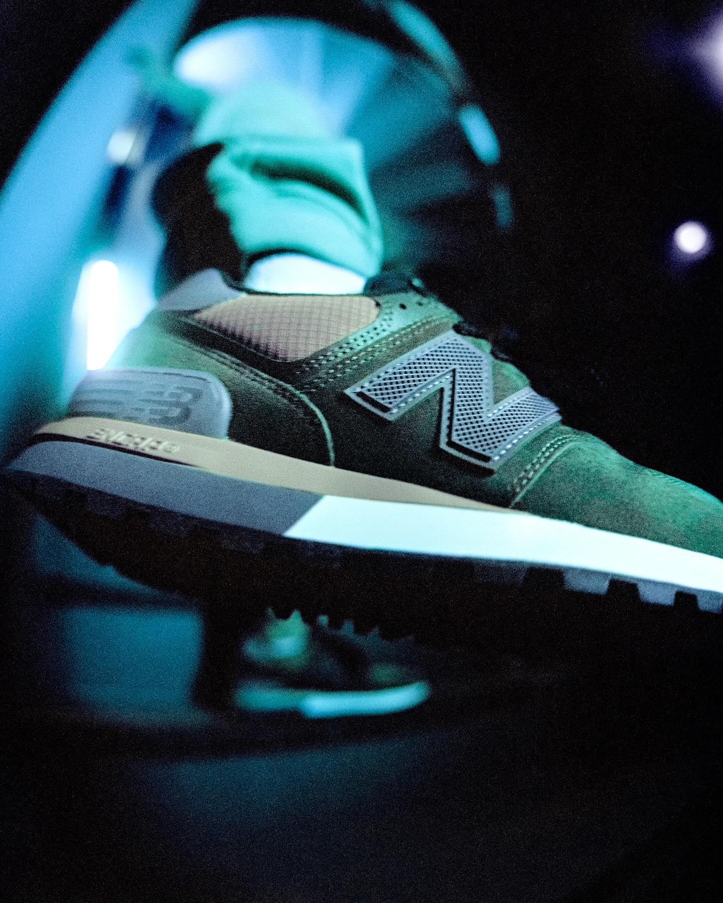 Кросівки New Balance 574 Legacy у колаборації зі Stone Island