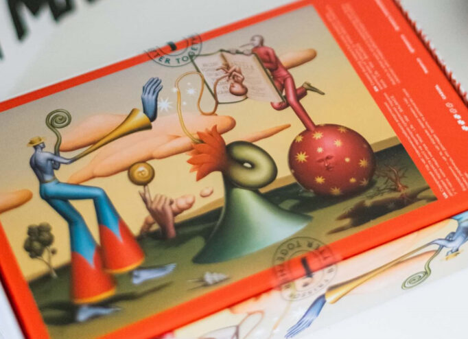 Пазли Frisson x WaOne