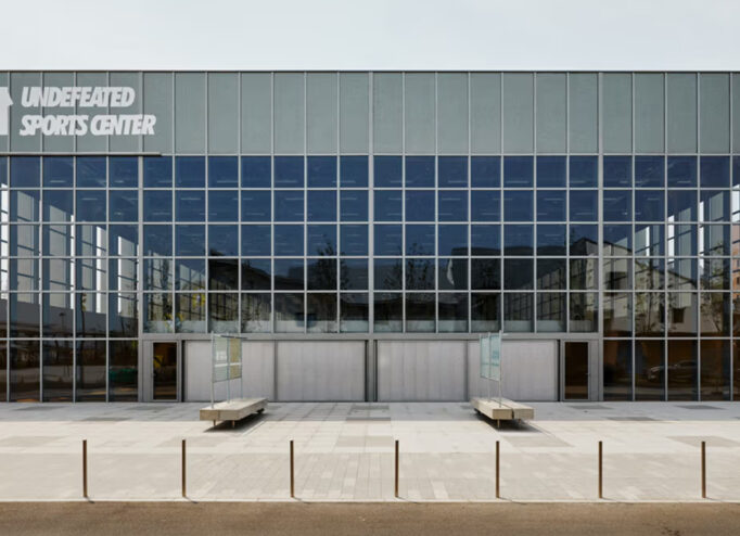 Флагманський магазин Undefeated в Китаї
