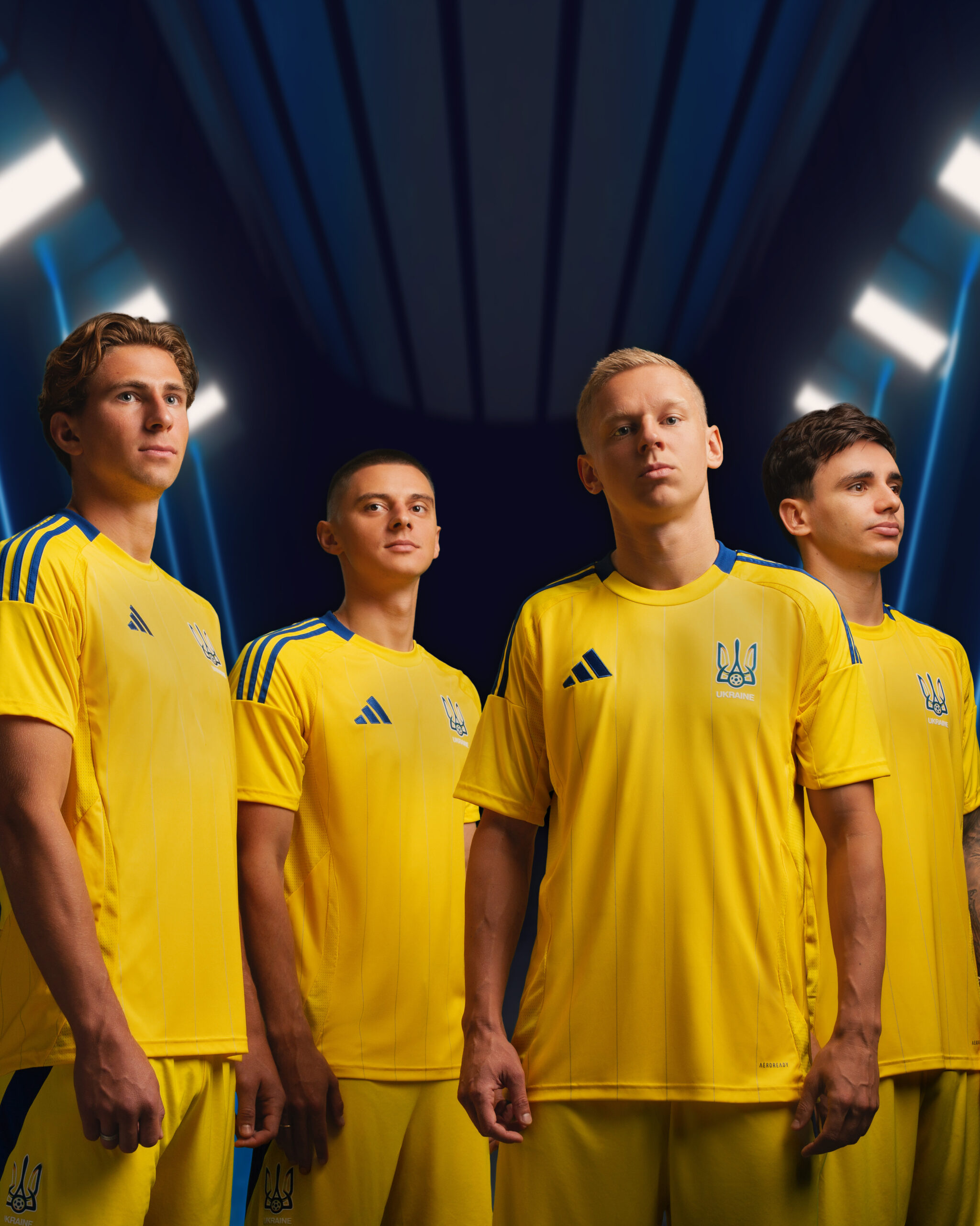 Українські футболітси у новій формі adidas