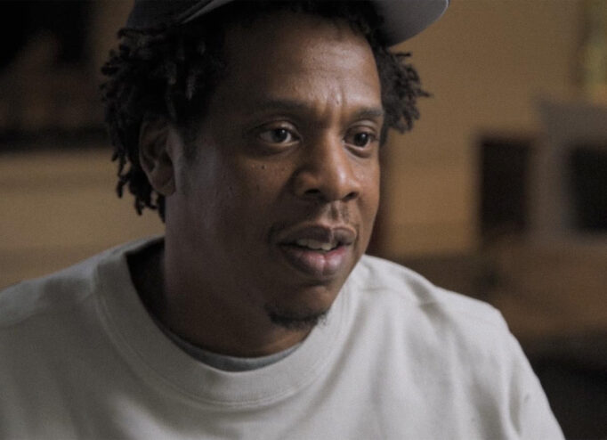 Проти Jay-Z подали позов про зґвалтування 13-річної дівчини