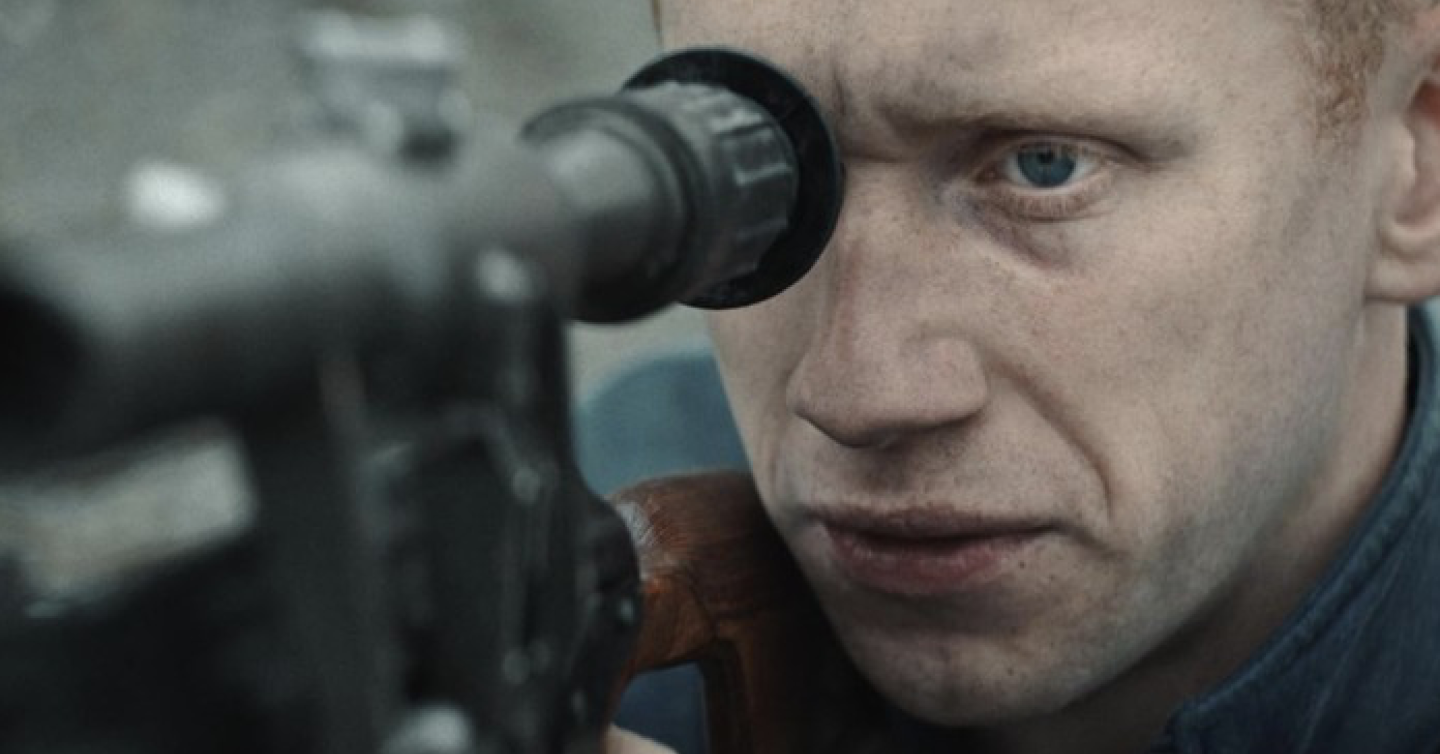 Кадр з короткометражного фільму «Камінь, ножиці, папір»