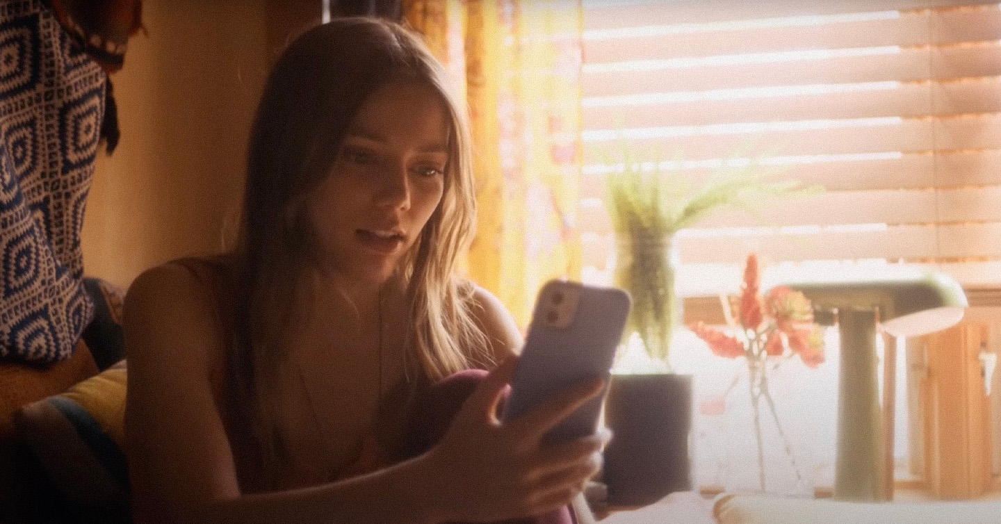 В школах Данії заборонять смартфони