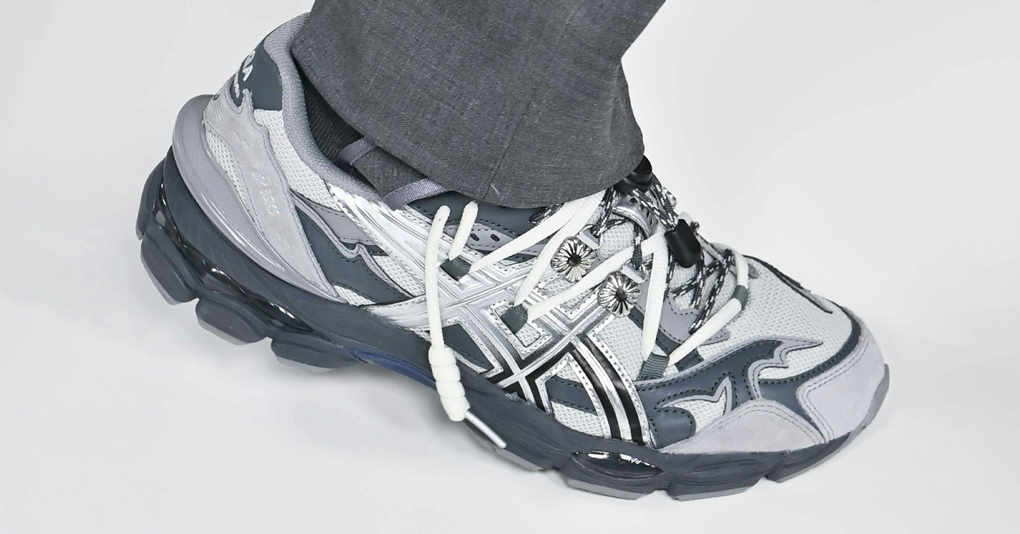 Ковбойські кросівки TOGA та ASICS