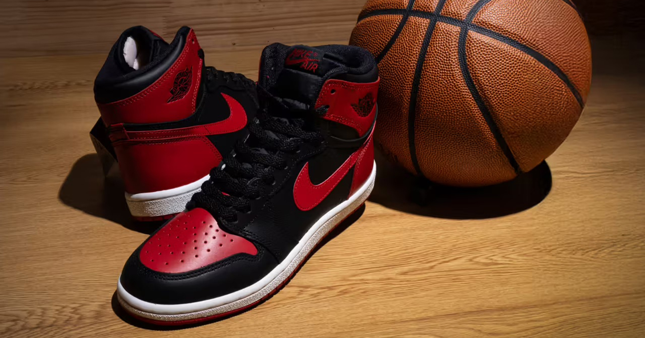 Кросівки Air Jordan 1 High ’85 Bred