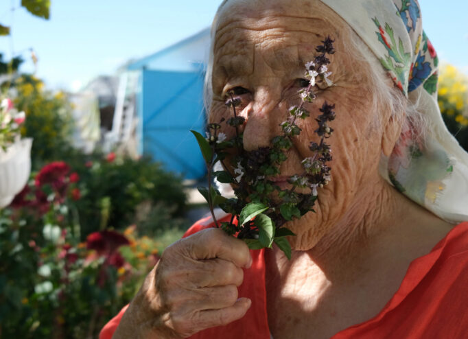 Фотографія Еміне Зіятдін