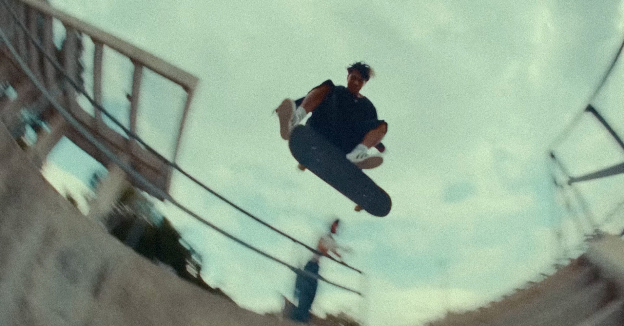 Скейт-відео Drop In присвячене грі skate.