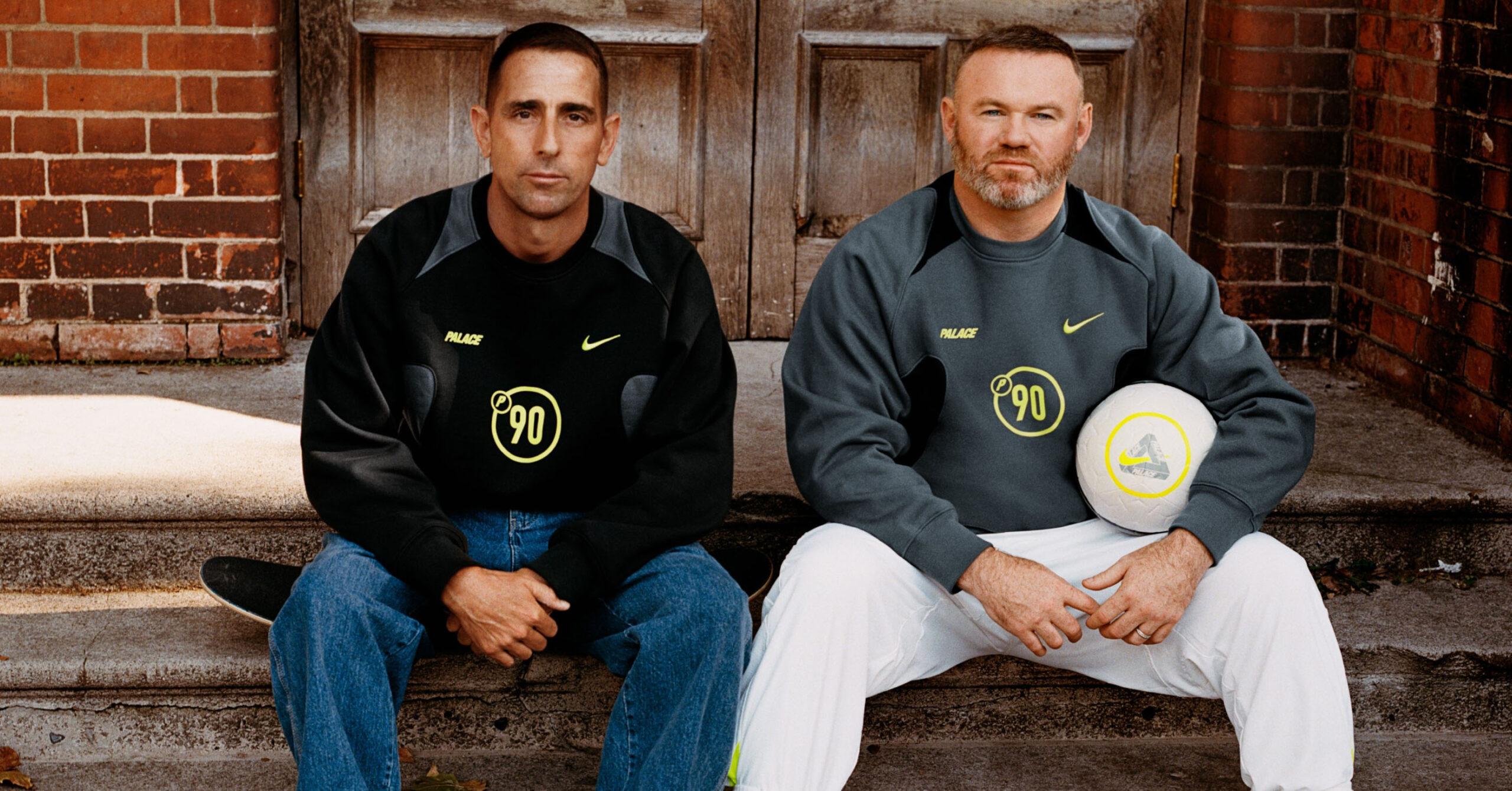 Перша колаборація Palace та Nike