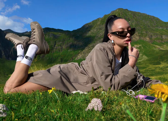 The North Face випустив рекламну кампанію Touch Some Grass