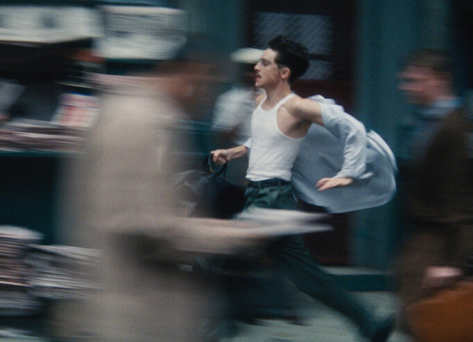 Тімоті Шаламе в «Марті Супрім»