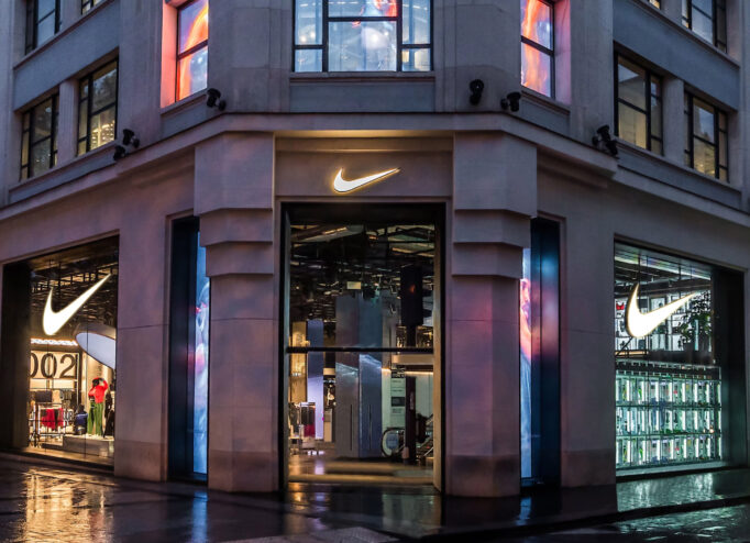 Nike розслідують через можливу дискримінацію білих працівників