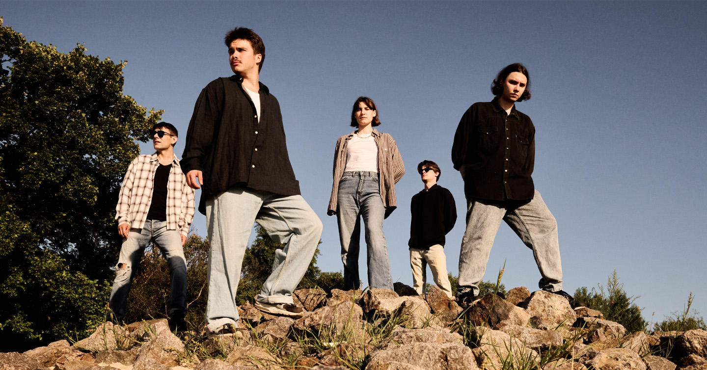 Bah Bah Genesis випустили сингл Doom