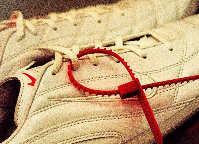 Nike Cryoshot Tiempo з Архівмо Вірджила Абло