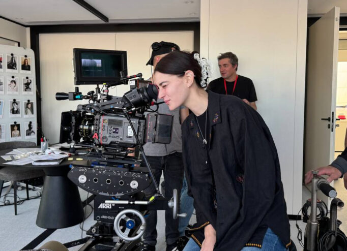 Юлія Ратнер зіграла в фільмі «Кутюр»