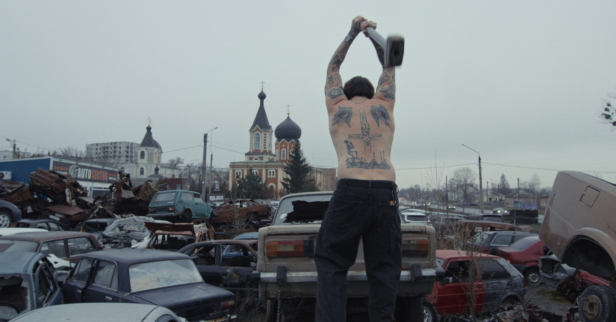 Кадр з кліпу харківської формації «ТИСК»