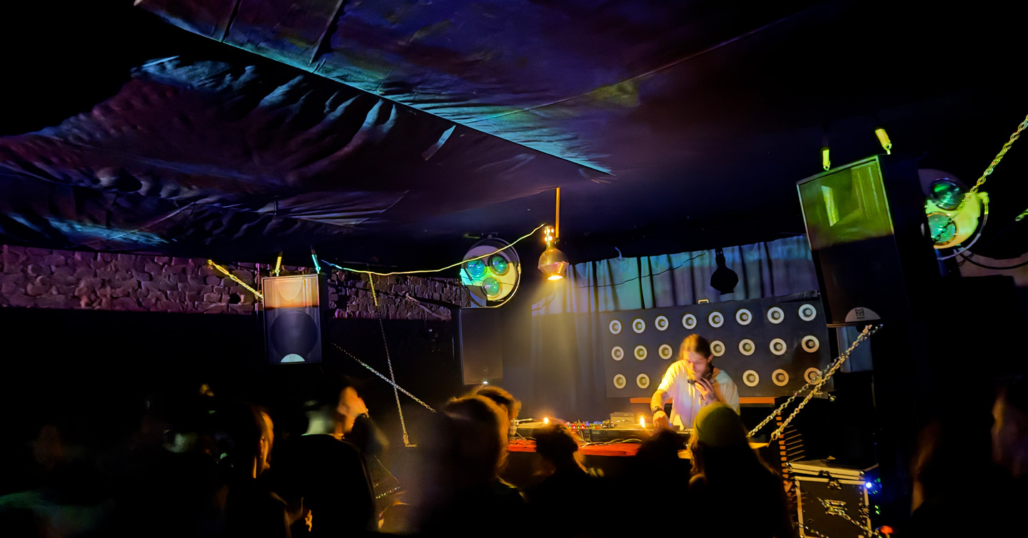 Клуб Confidance у Львові