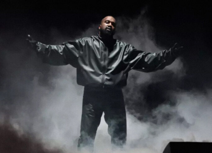 Бренди йдуть з Wireless через виступ Каньє Веста