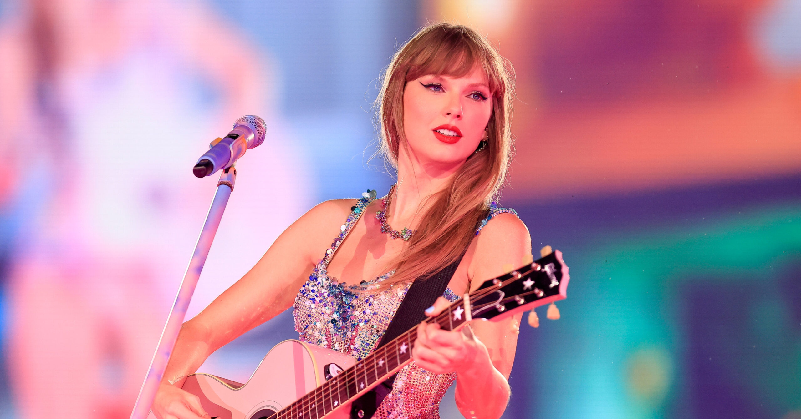 Тейлор Свіфт