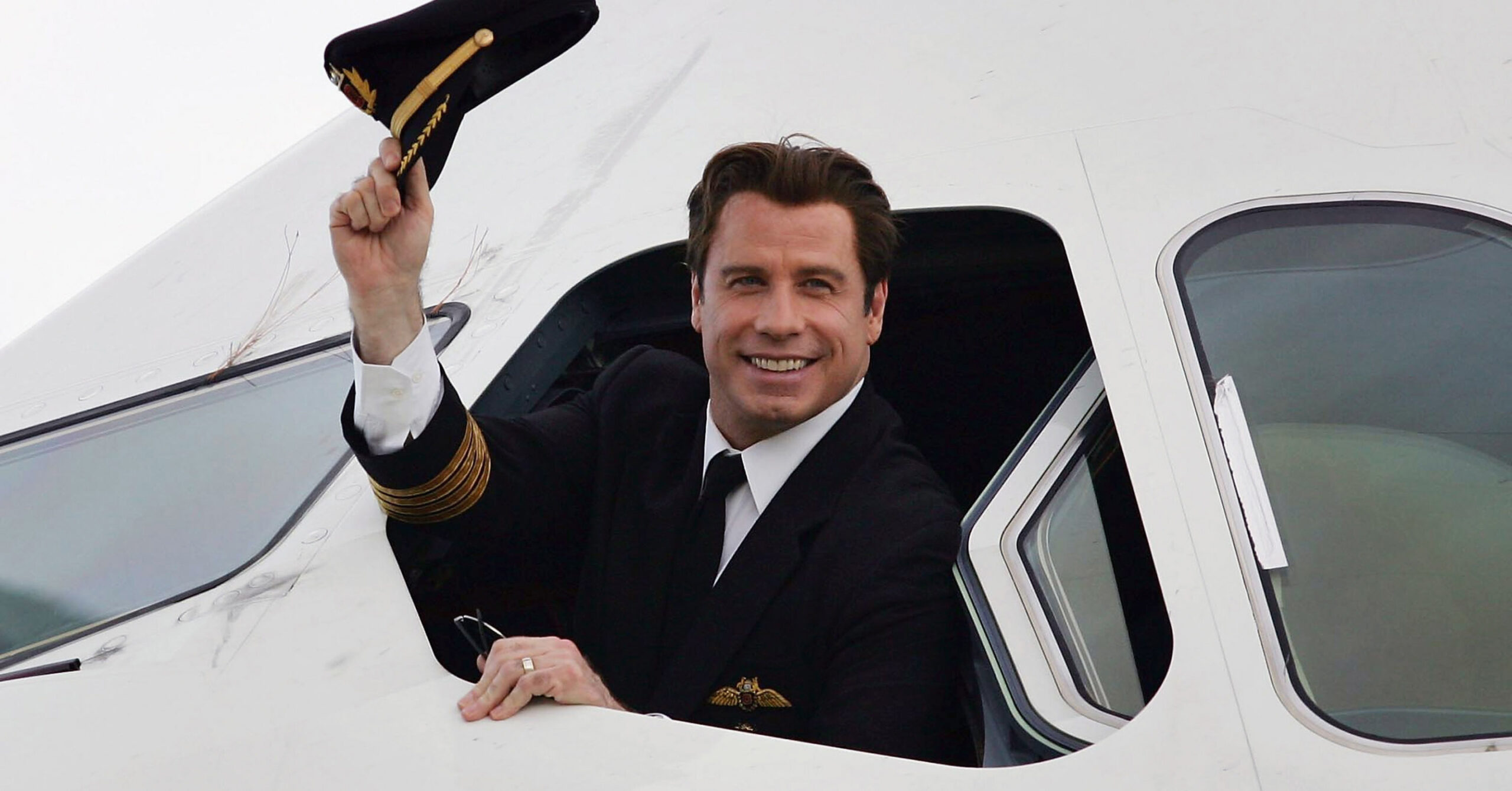 Джон Траволта зняв дебютний фільм про авіацію