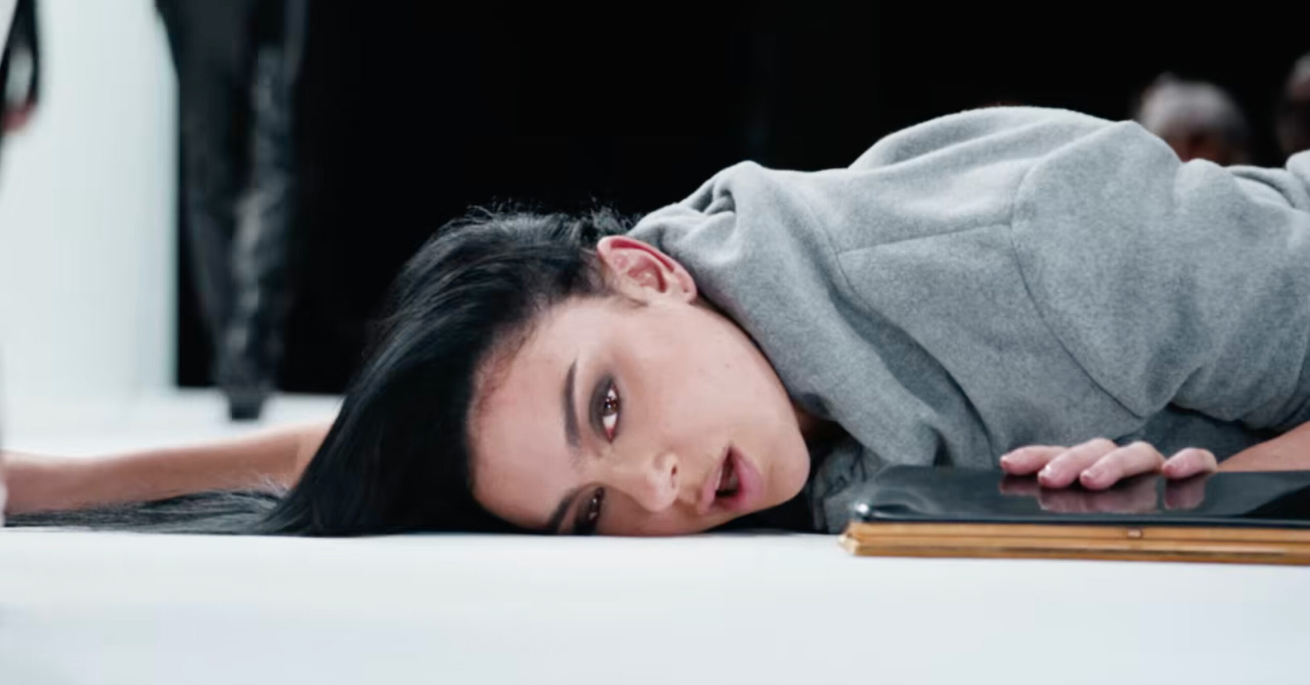 Трек SS26 Charli XCX