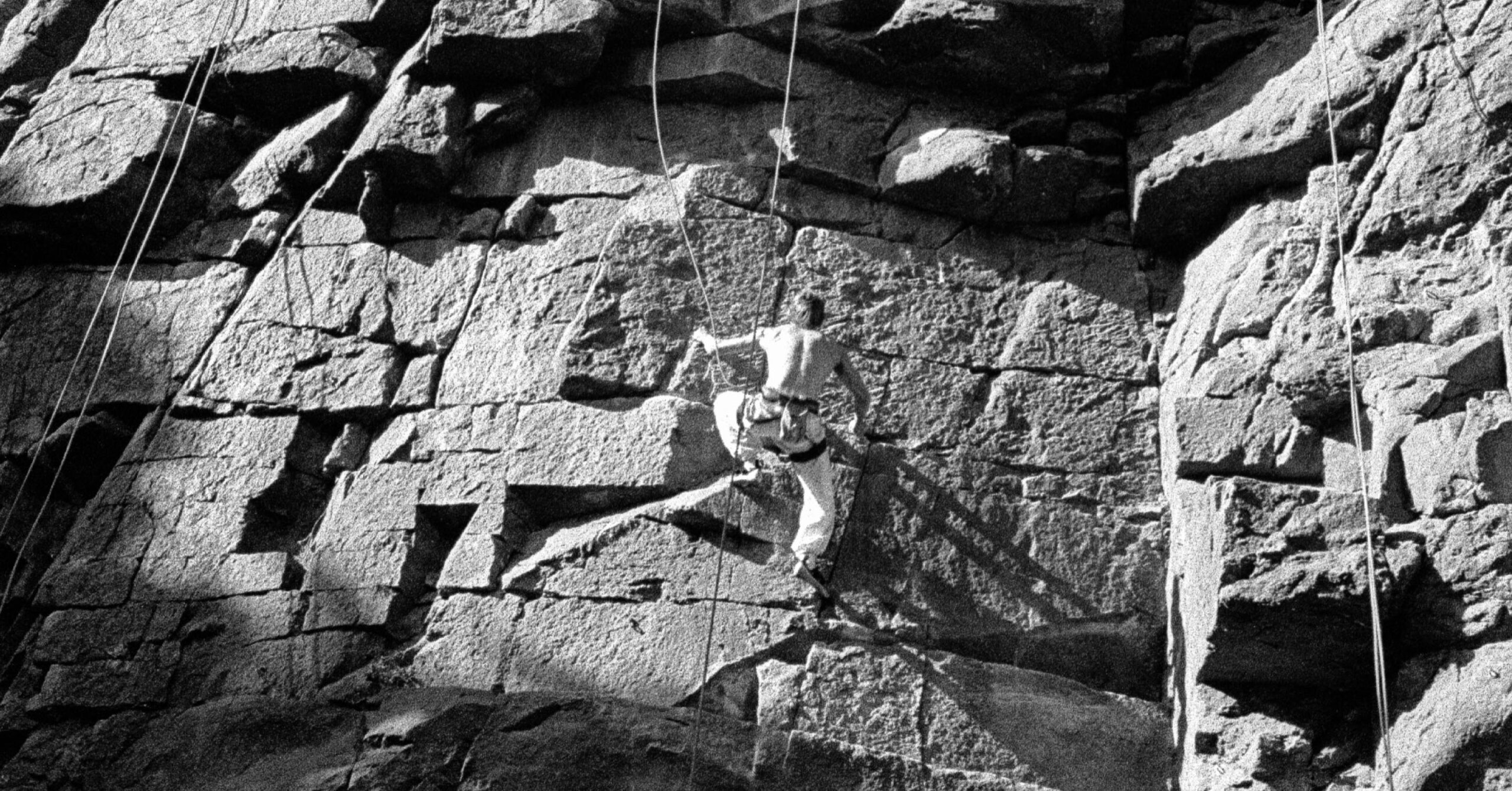 STONED CLIMBERS CAMP