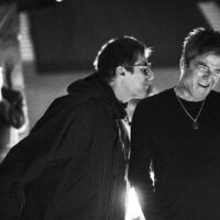 Oasis Don't Look Back In Anger