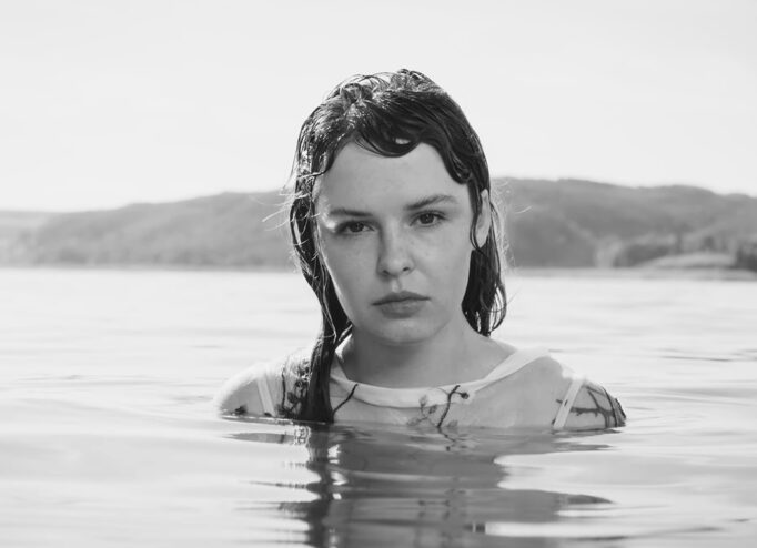 human margareeta underwater blues